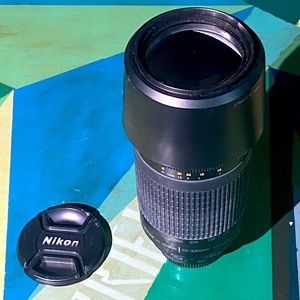 Nikon 300 mm lens